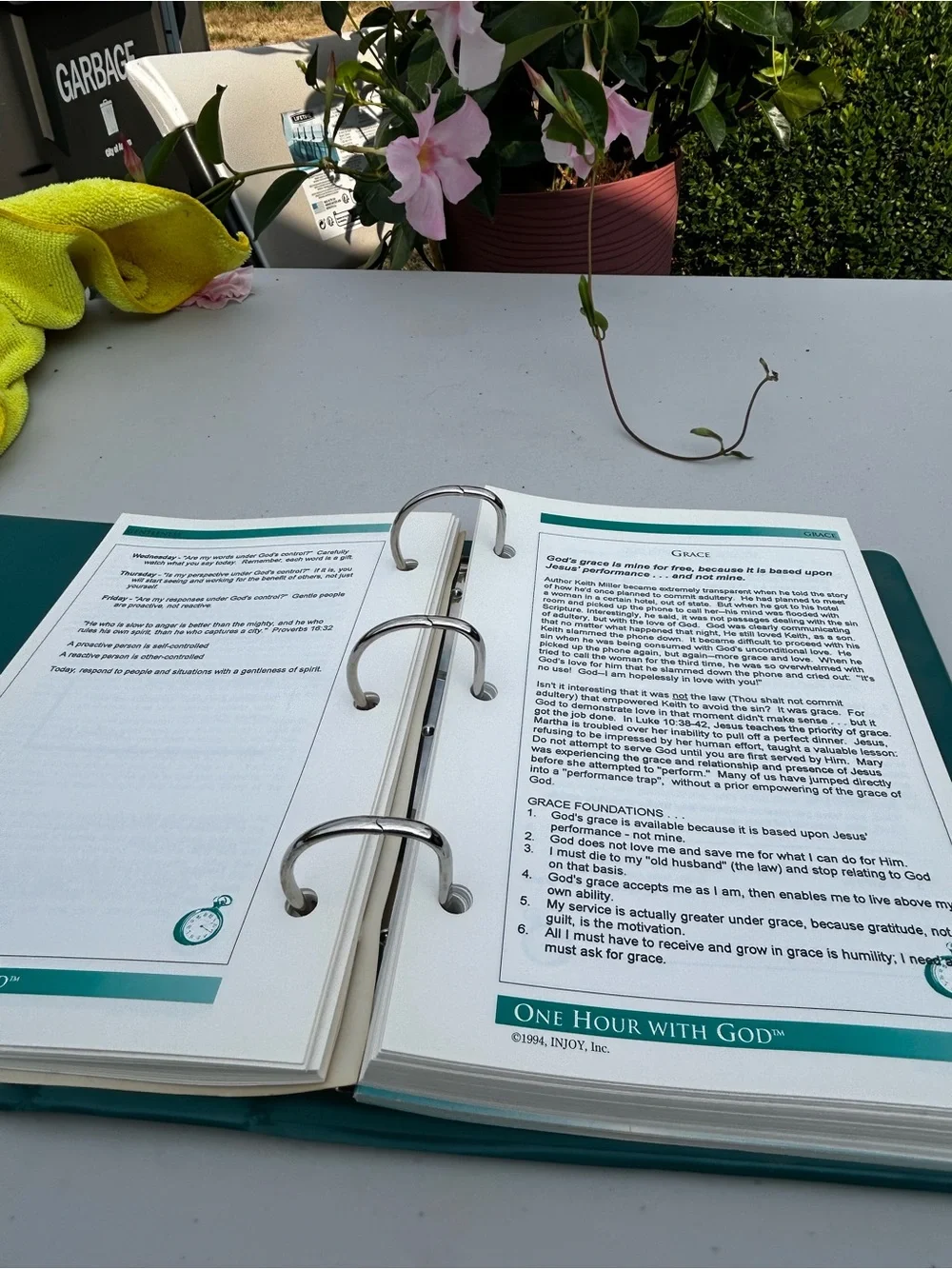 One Hour with God Weekly Planner - Teal